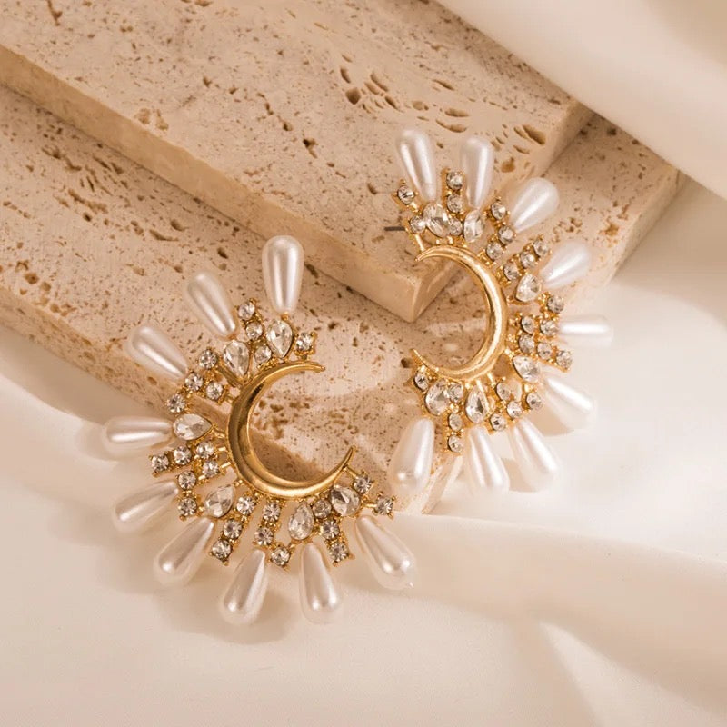 Paris Pearl Earrings