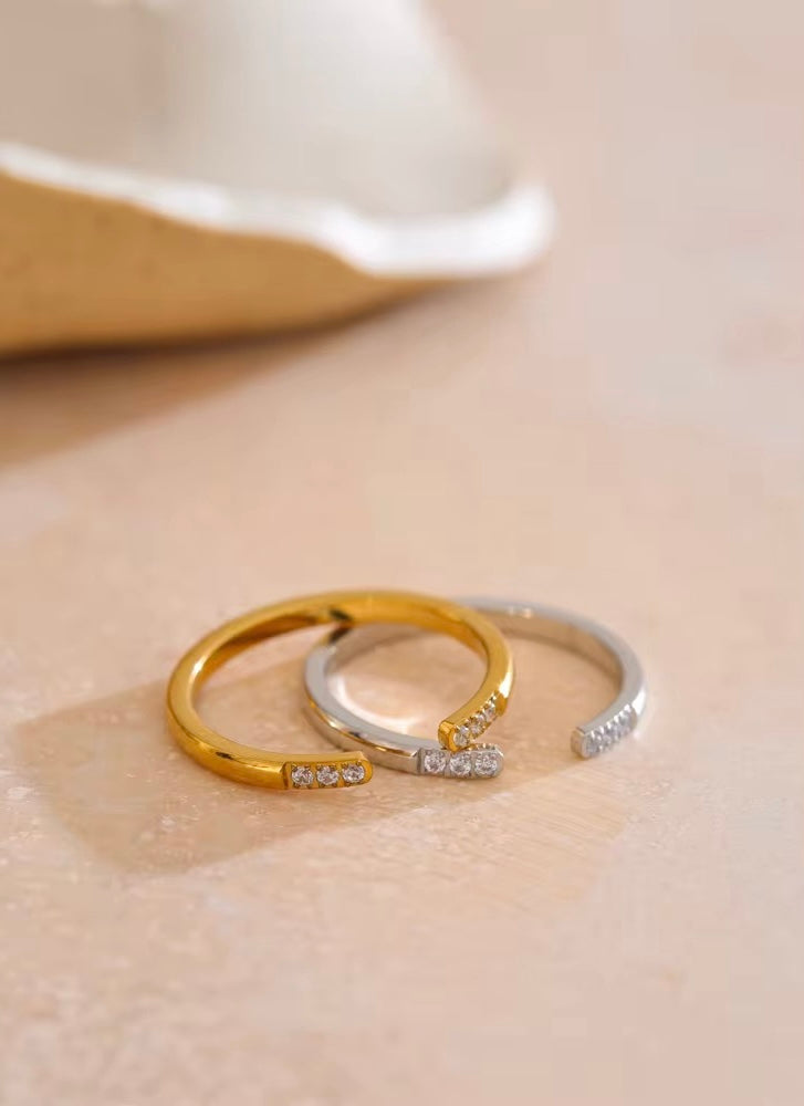 Gold Charm Ring