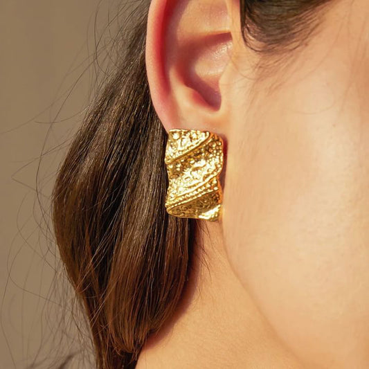 18k Gold Plated  Hammer Rectangle Stud Earrings