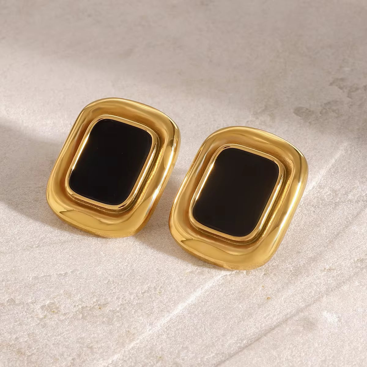 Diana Vintage Earring