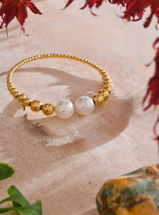 Gigi Glass Pearl Bracelet