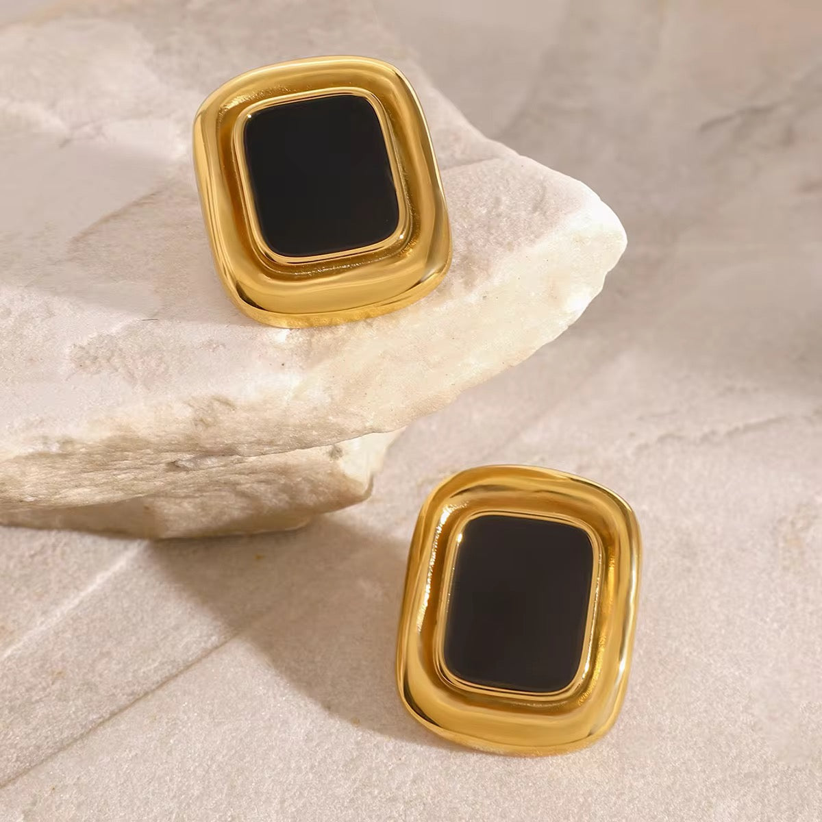 Diana Vintage Earring