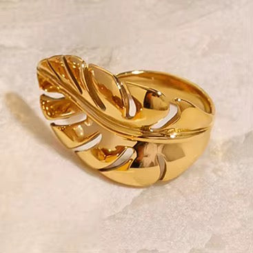 Golden Leaf Open Ring