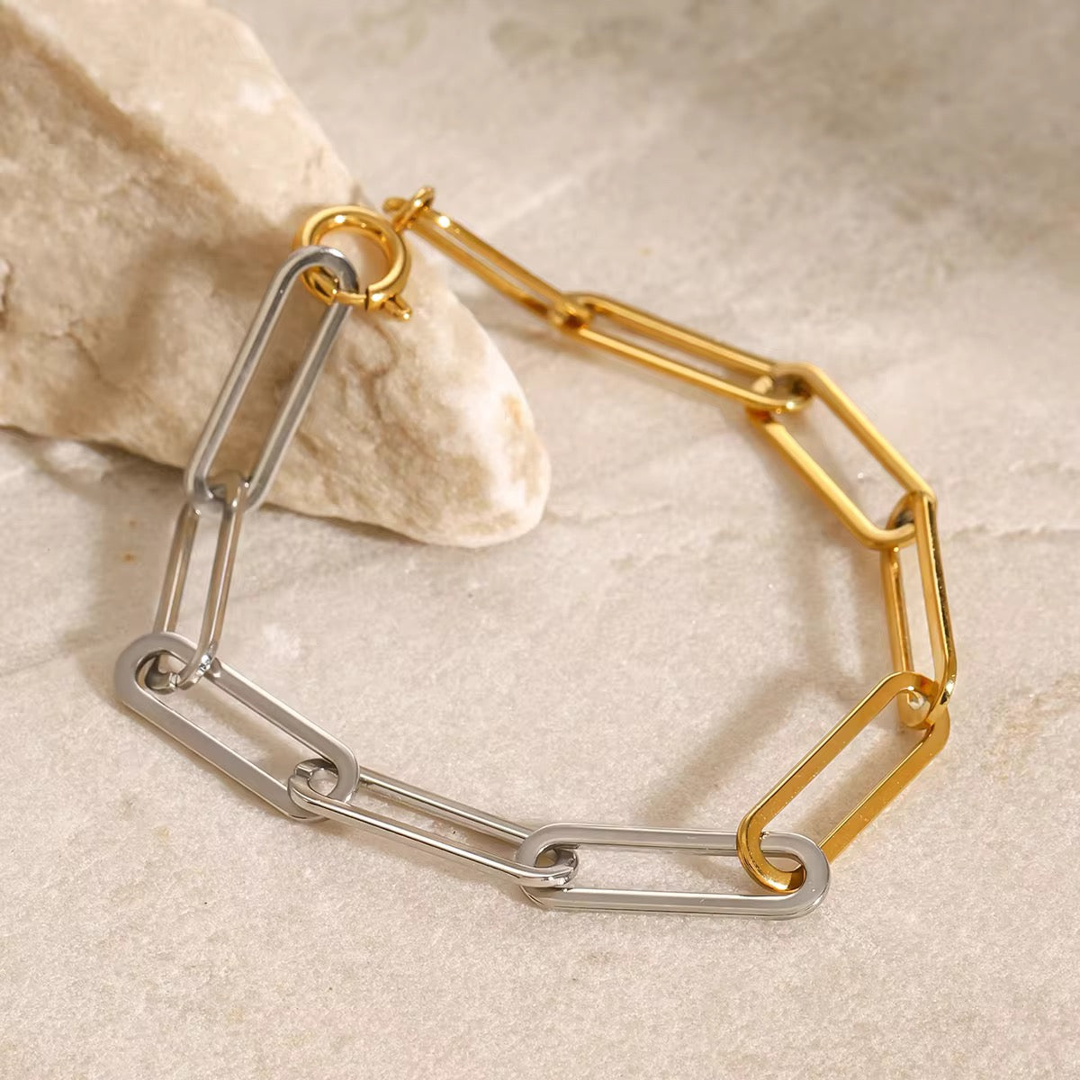 DUAL TONE PAPER CLIP BRACELET