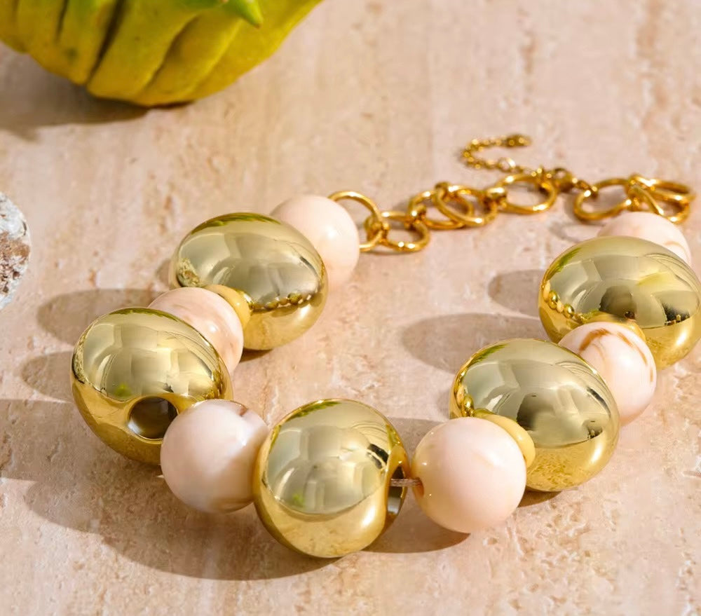 Mira Moon Necklace