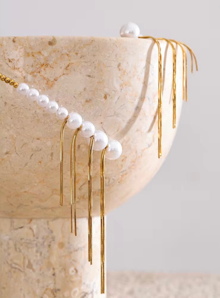 Pearls Tassel Drop Necklace