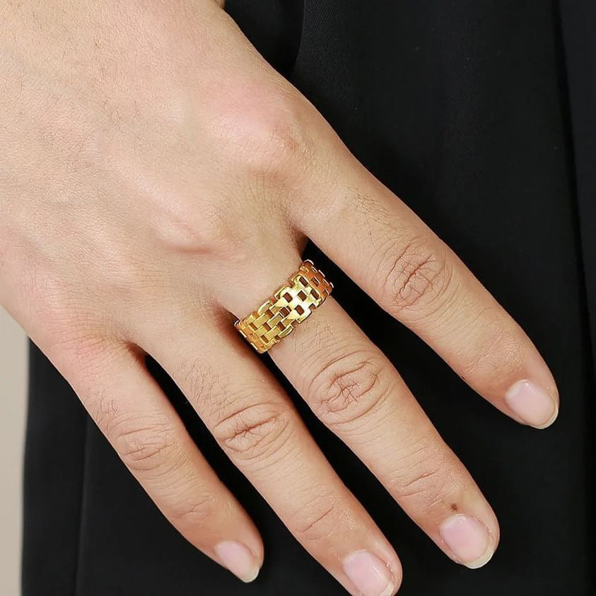 Hollow Retro Adjustable Ring