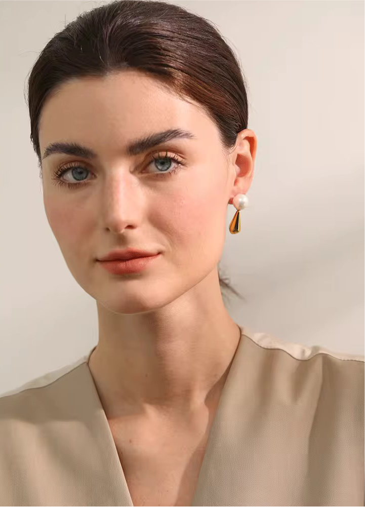 Pearl Gold Drop Earring