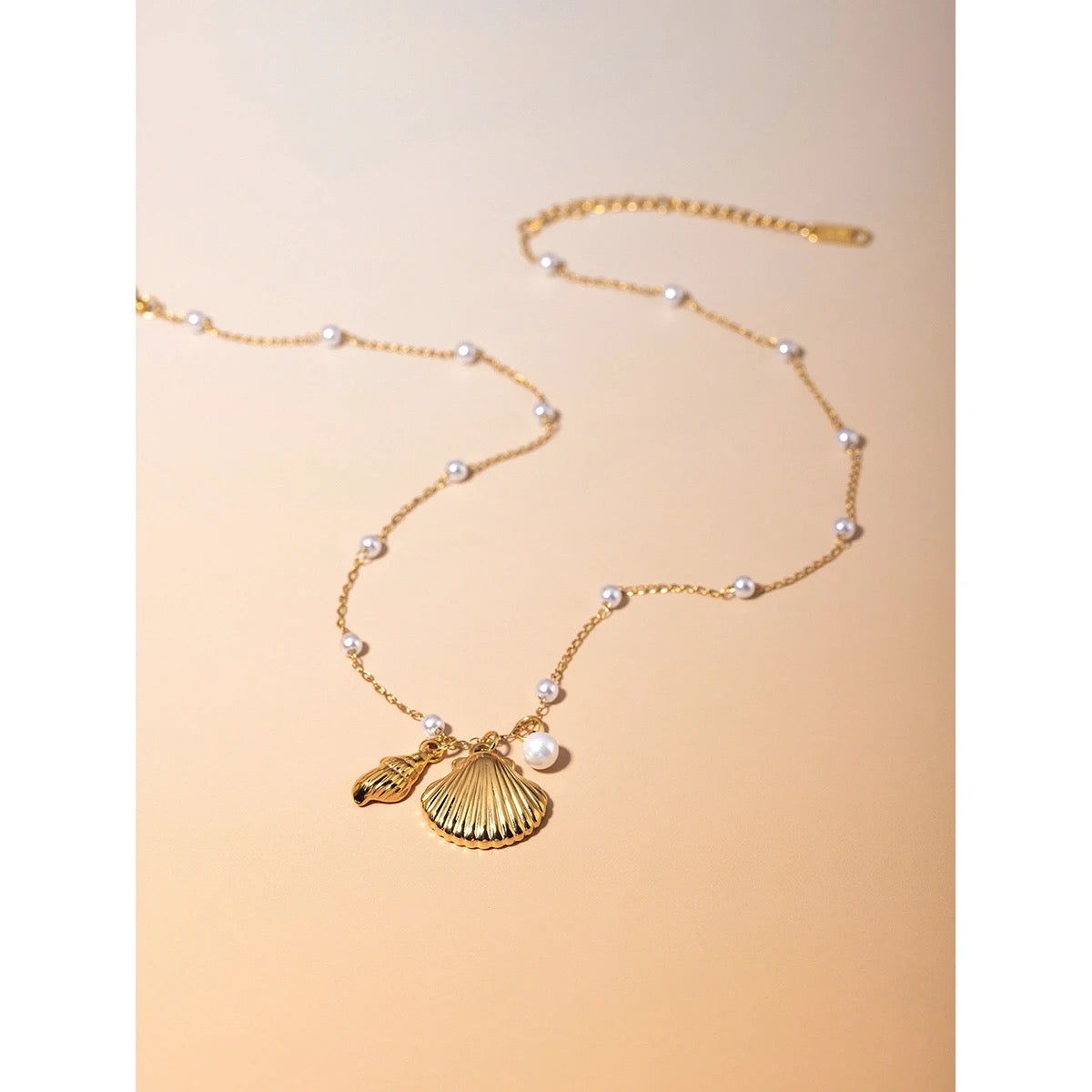 Ocean Starfish Pearl Necklace