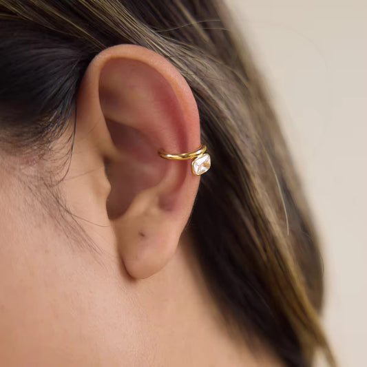 Elara 2 Diamond Ear Cuff