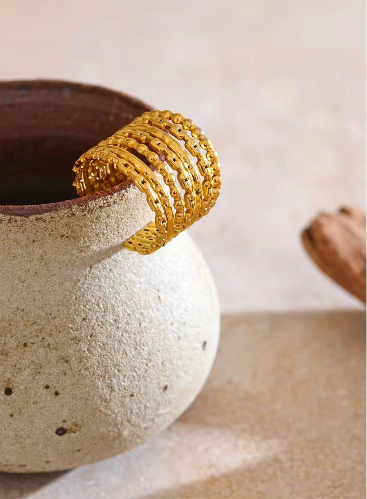 Zoya Adjustable Ring