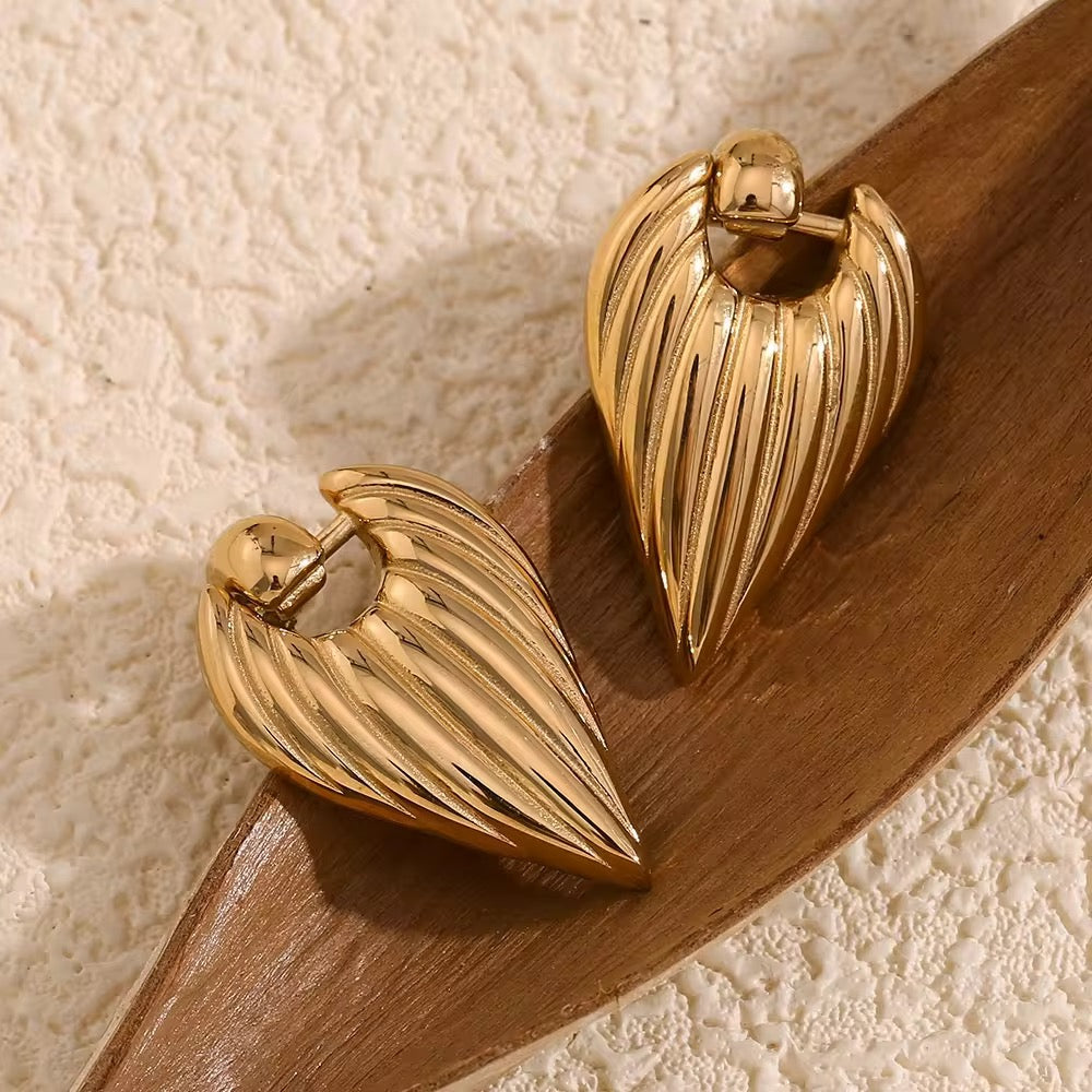 MARIYA STUD EARRING