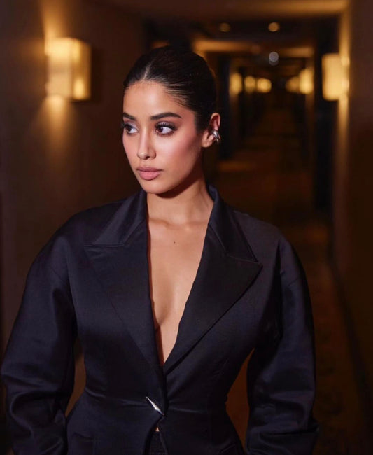 Hollow Chunky Silver Ear Cuff // Janhvi Kapoor