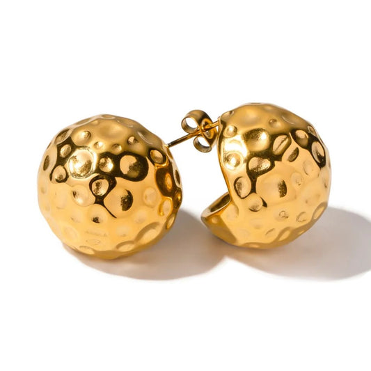 Retro Hollow Ball Stud Earring