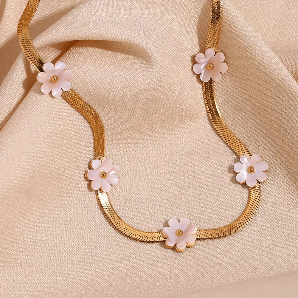 Floral Chain Necklace