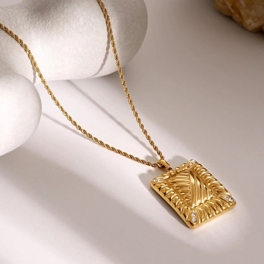 Sienna Vintage Gold Pendant Chain
