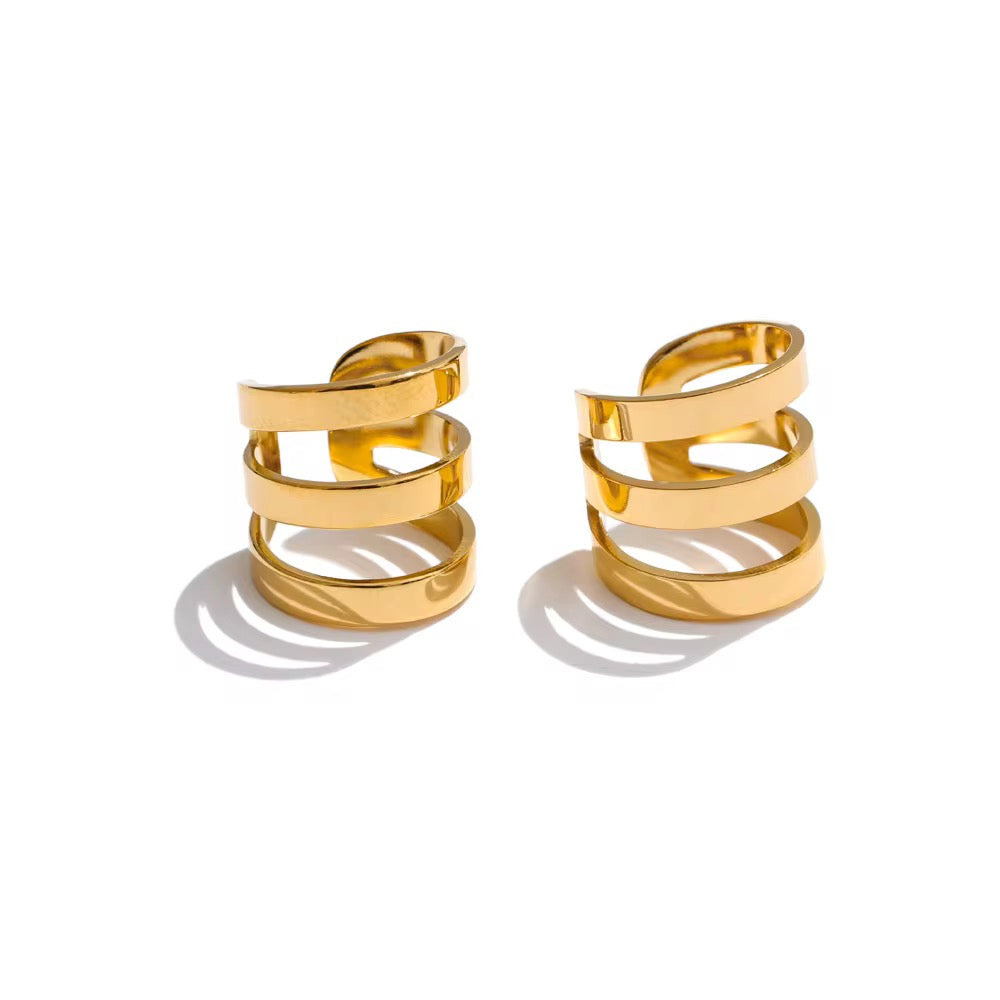 CHUNKY WAVE GOLD EAR CUFF