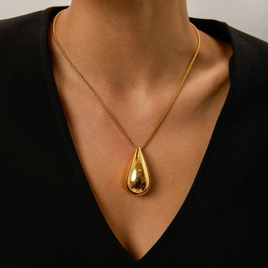 Gold Drop Pendant Necklace