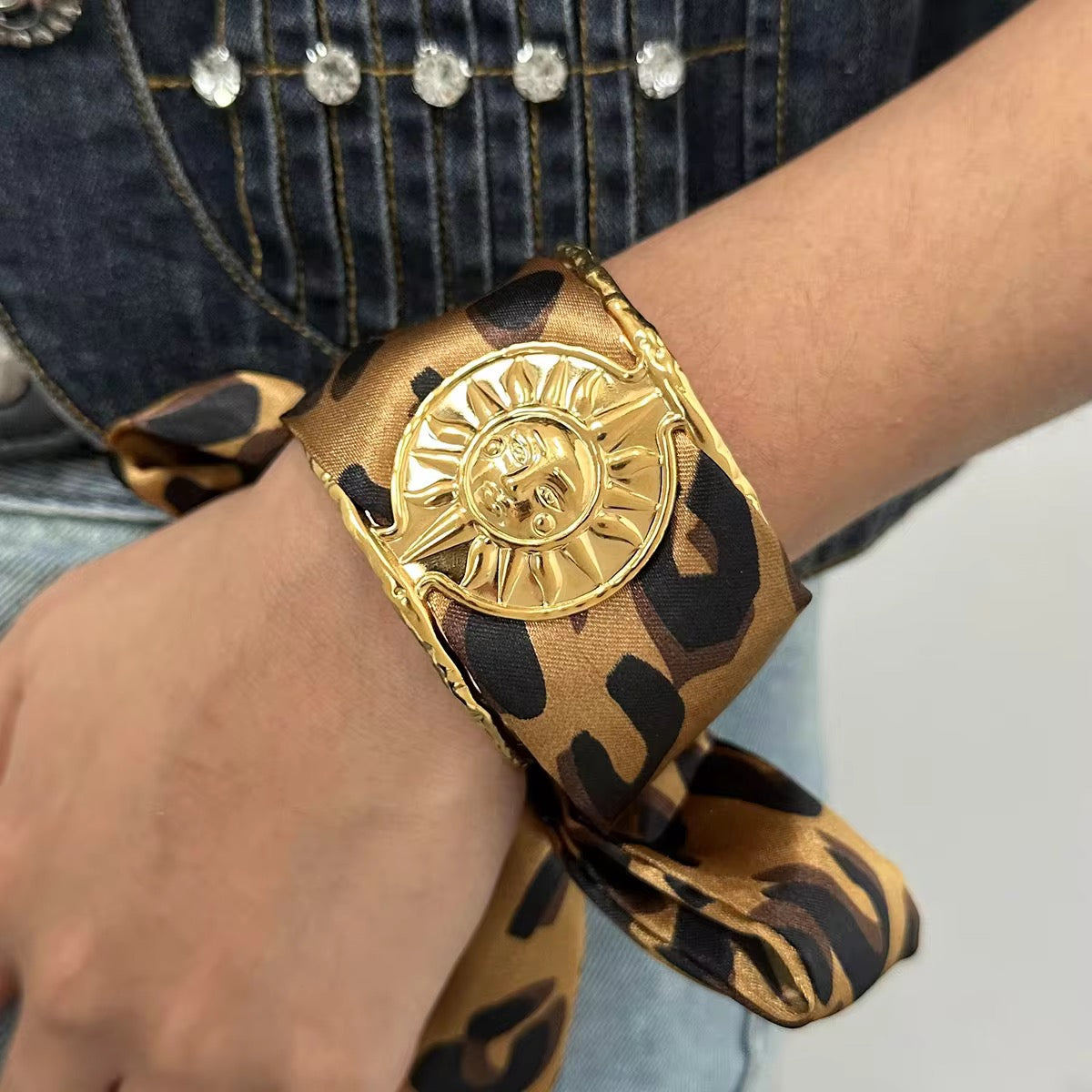 SUNBURN BRACELET