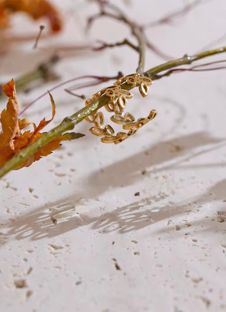Golden Leaf Ear Cuff