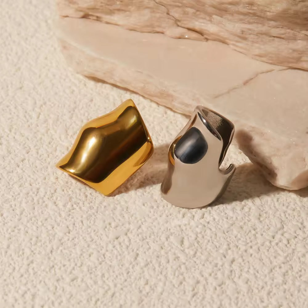 Melting Silver Ear Cuff