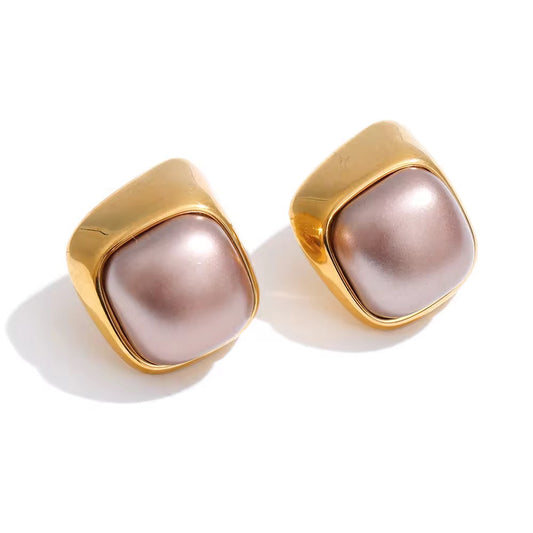 Aura Pearl Earring