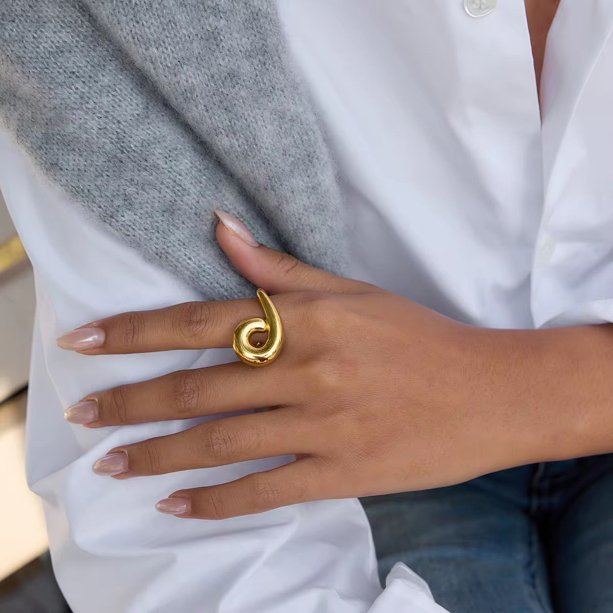 Soul Curve Ring
