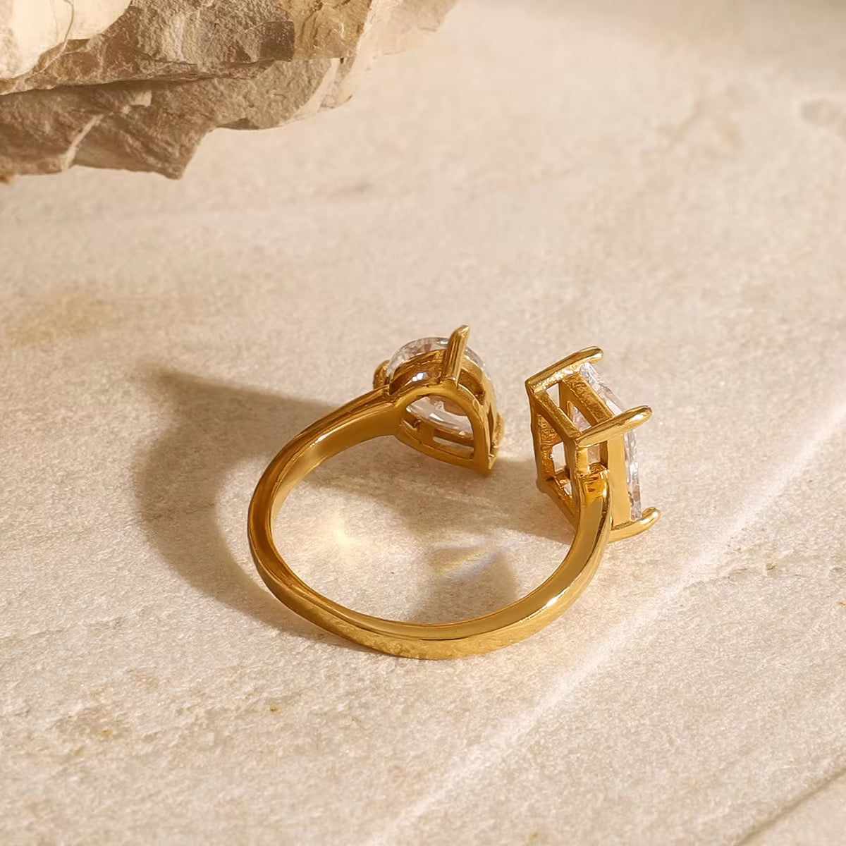 Twin Arc Ring