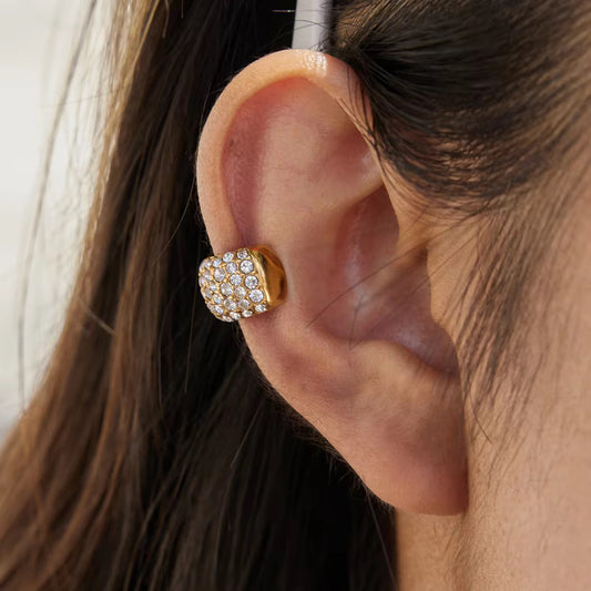 Diamond Dusk Ear Cuff