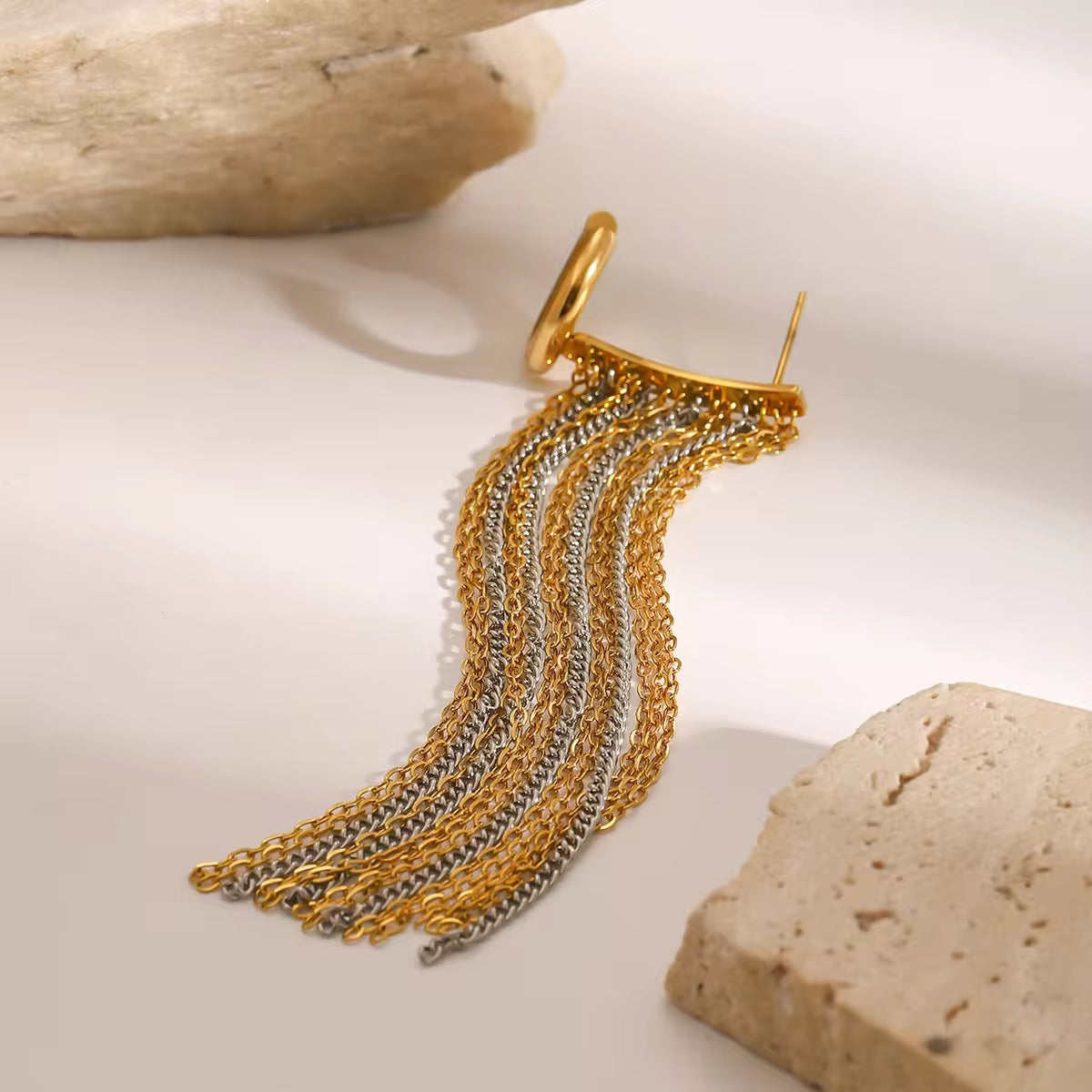 Tahiri Ear Cuff