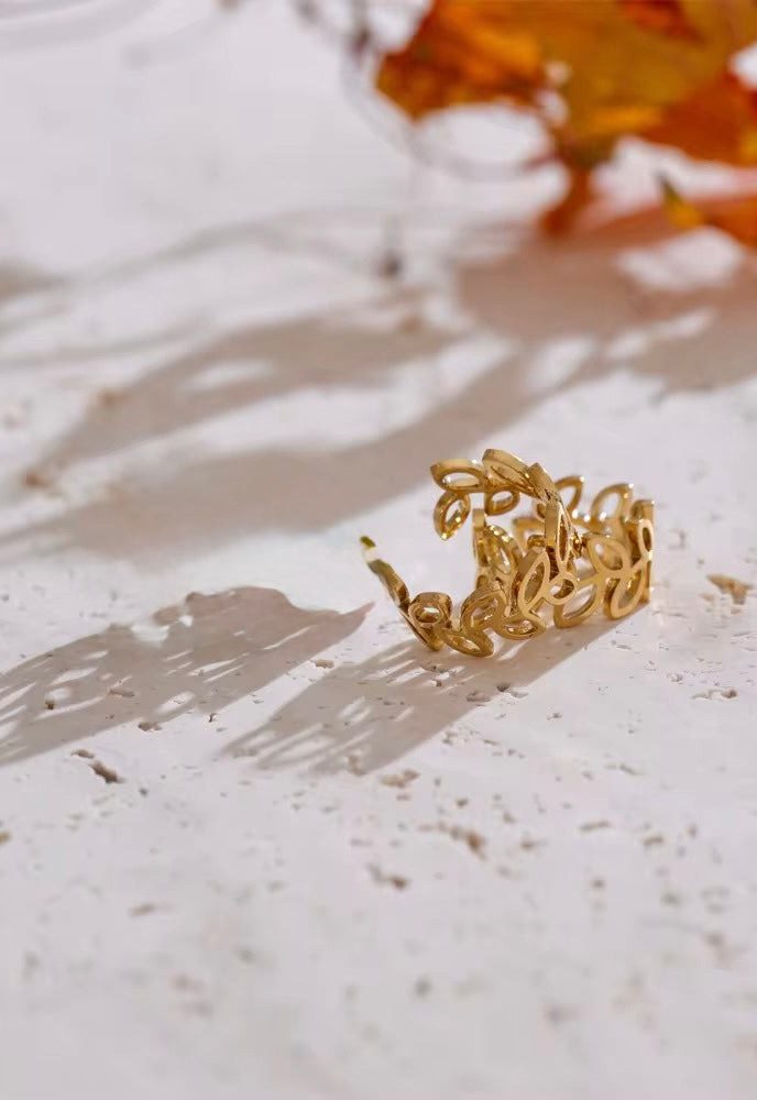 Golden Leaf Ear Cuff