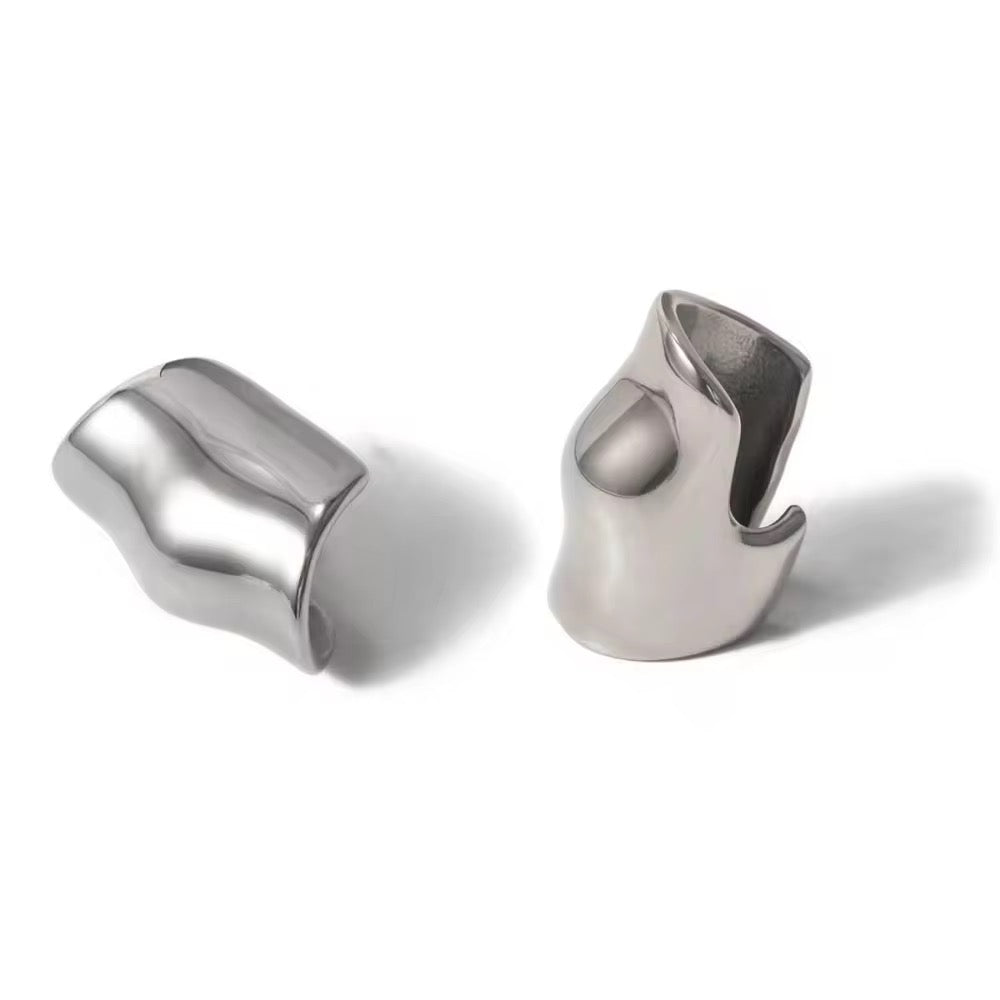 Melting Silver Ear Cuff