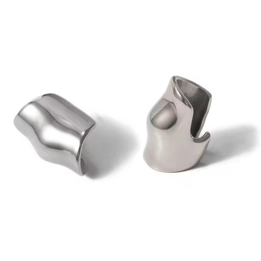 Melting Silver Ear Cuff