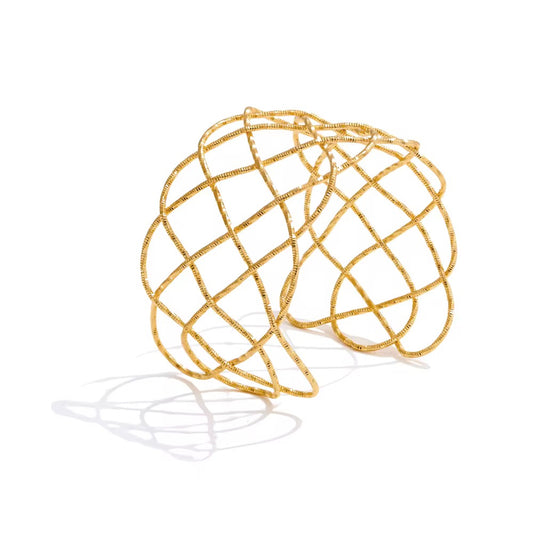 TWIST CUFF BRACELET