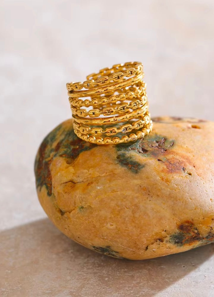 Zoya Adjustable Ring