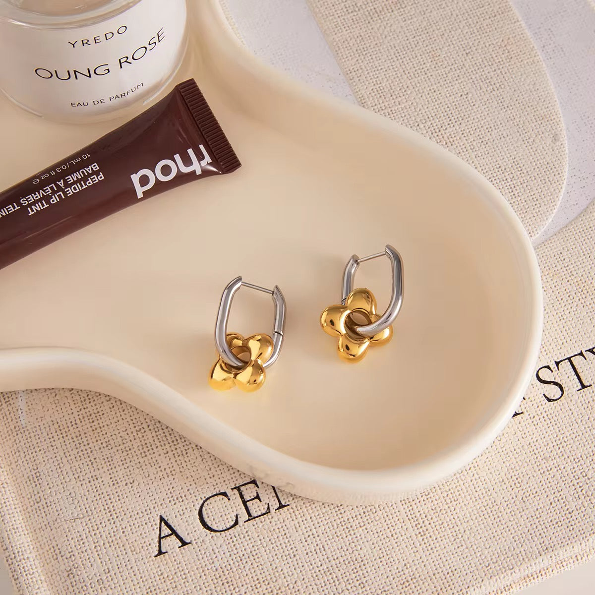 Blossom two tone Earrings