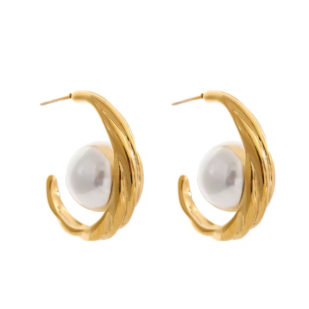 Golden Curve Pearl Earrings