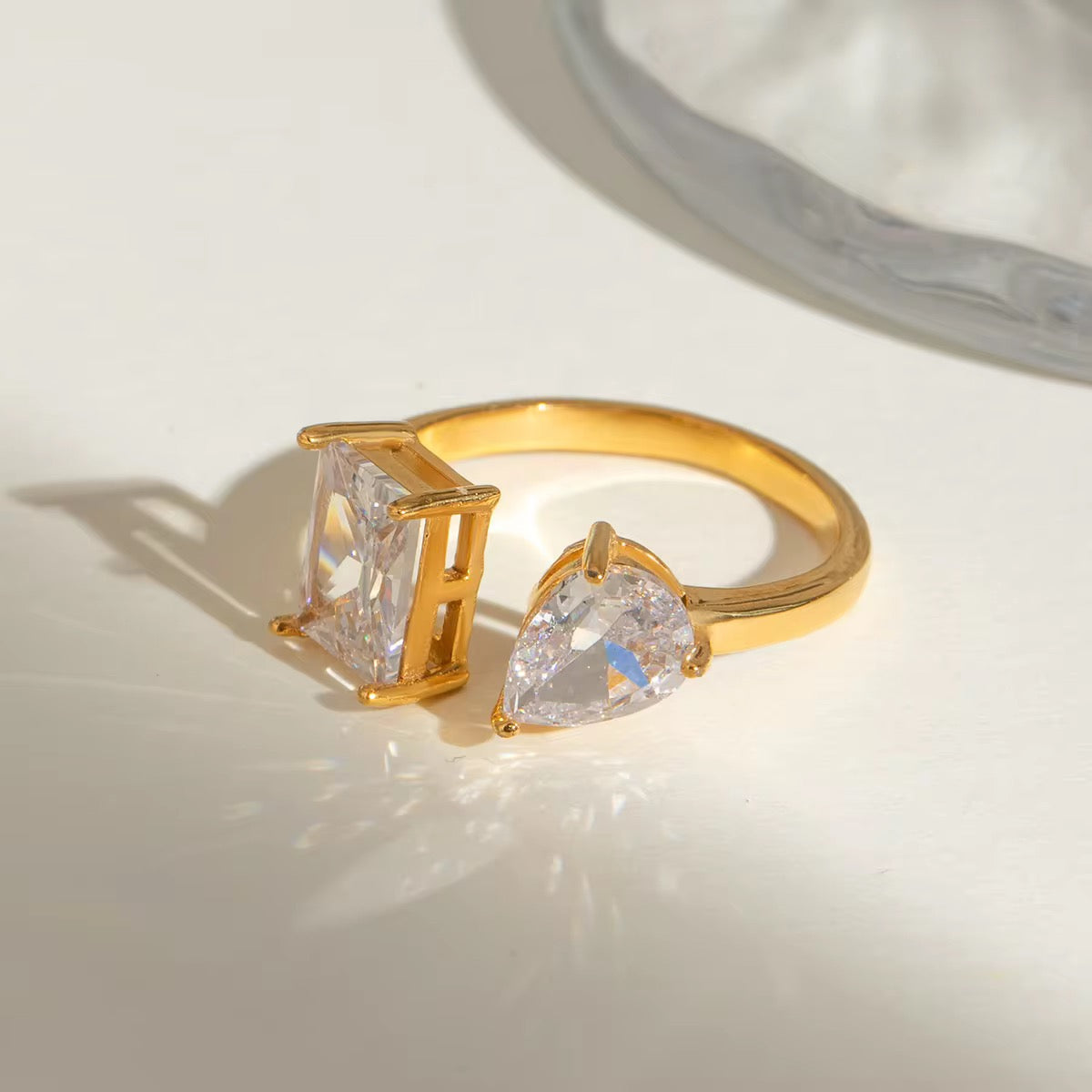 Twin Arc Ring