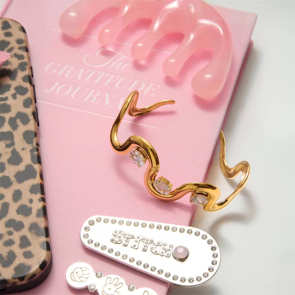 Pure Crystal Wave Bracelet