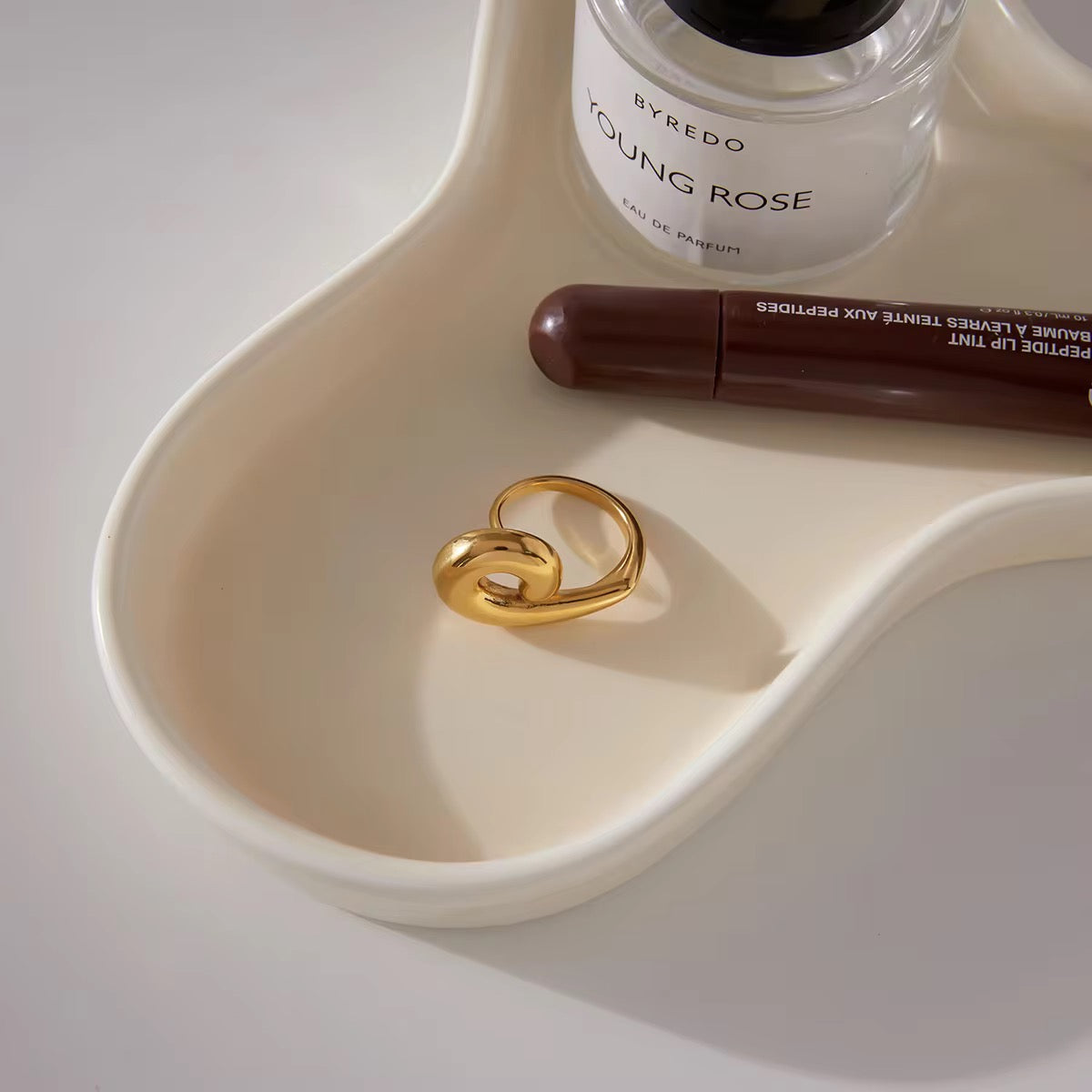 Soul Curve Ring