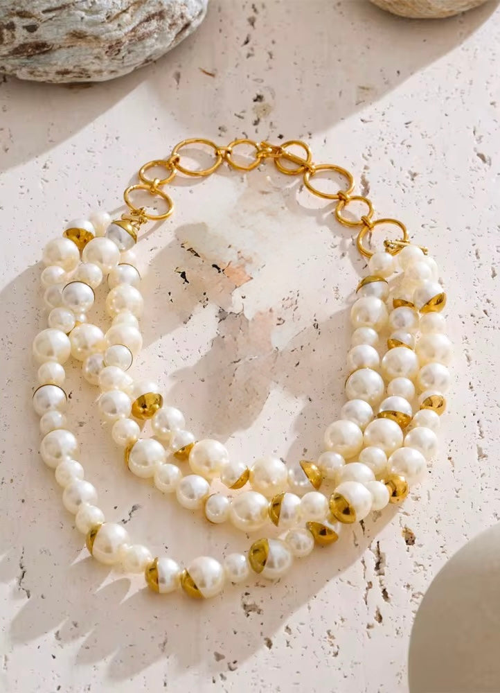 Pearl white Necklace