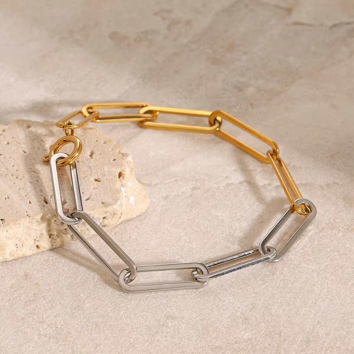 DUAL TONE PAPER CLIP BRACELET