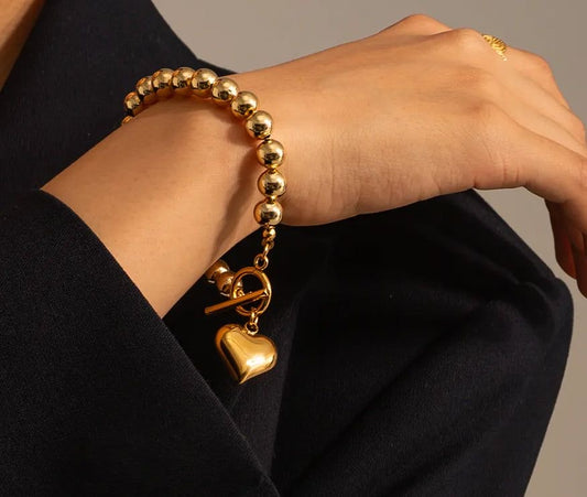 Victoria Heart Charm Bracelet