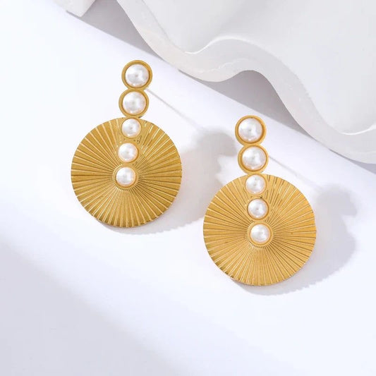 Pearl Alicia Earring