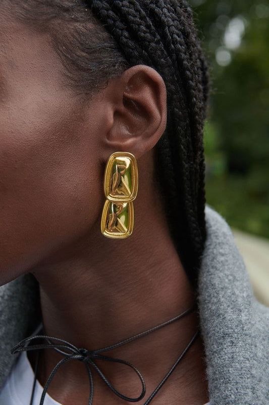 AARA GOLD EARRING