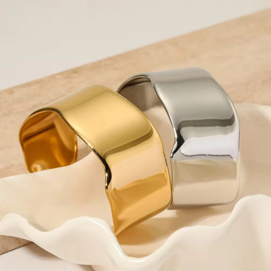 CHUNKY GOLD BRACELET