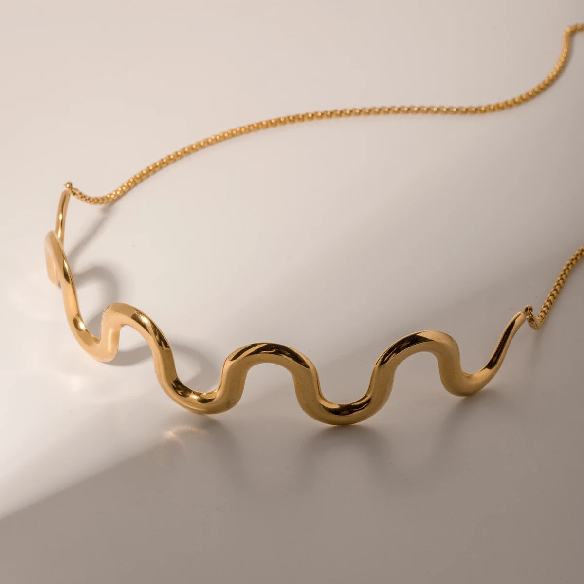 Wave Choker Necklace